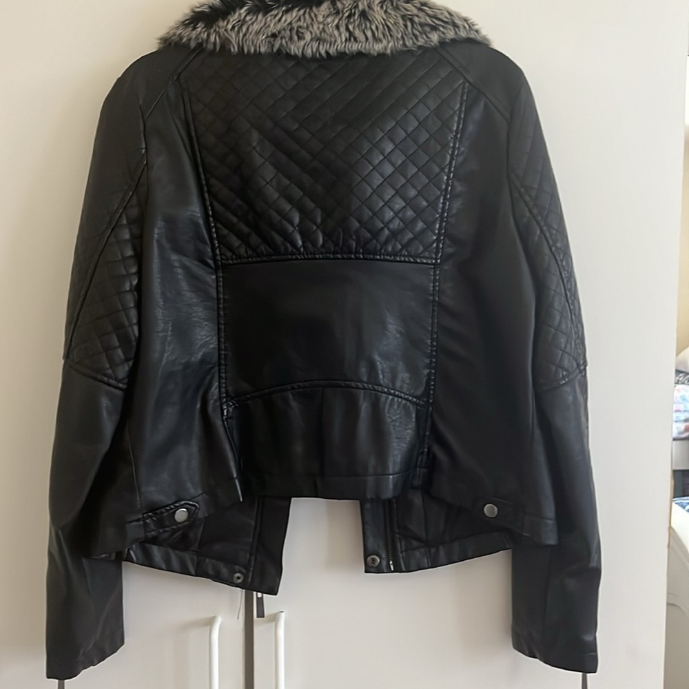 Leather Jacket - Picture 3 of 4